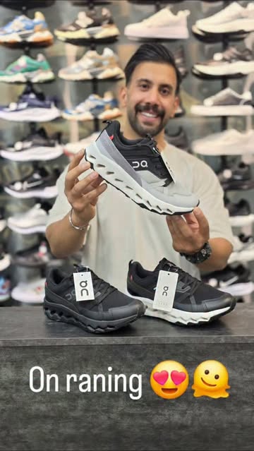 کتونی پیاده‌روی ON RUNNING